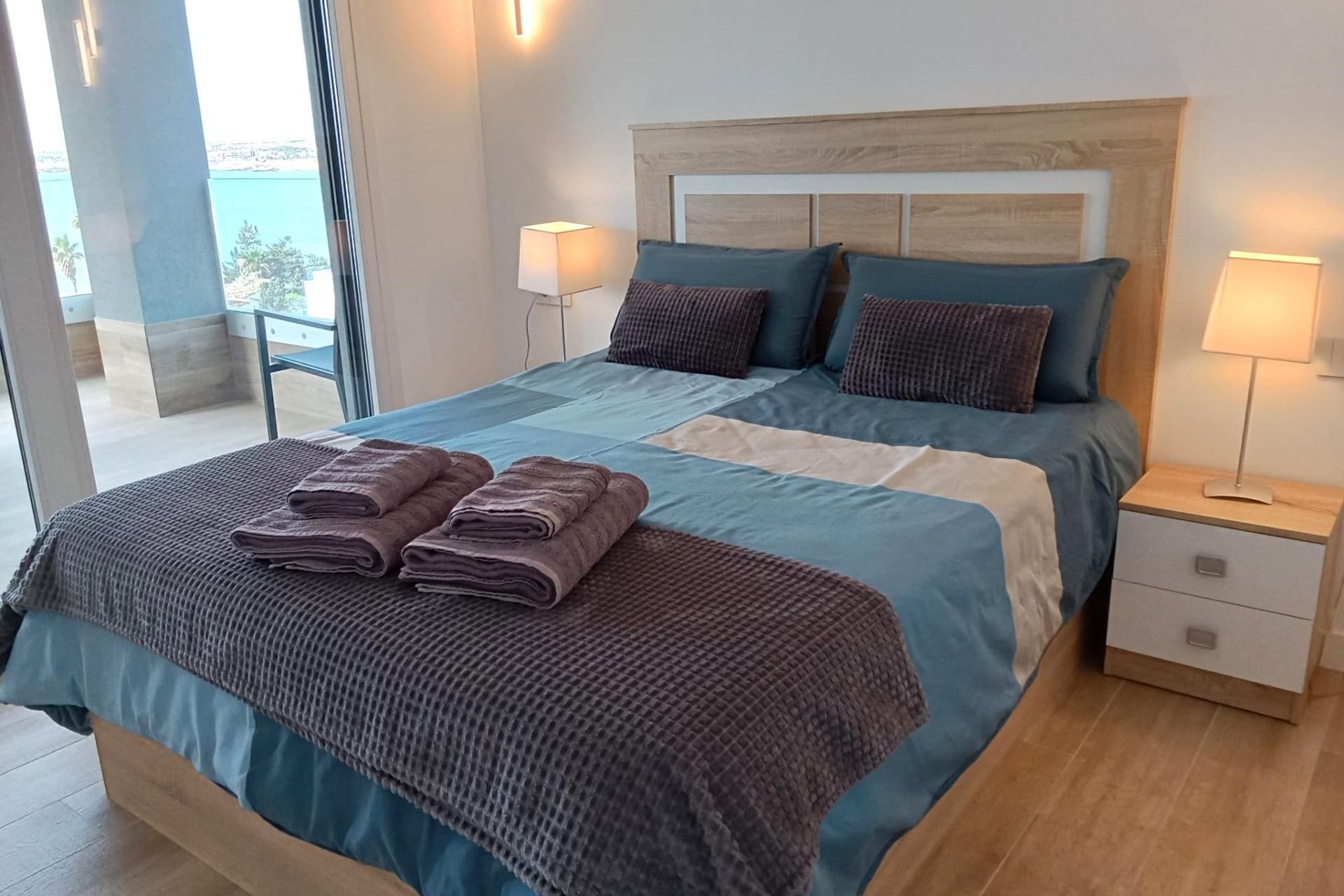 Revente - Appartement -
Torrevieja - Punta Prima