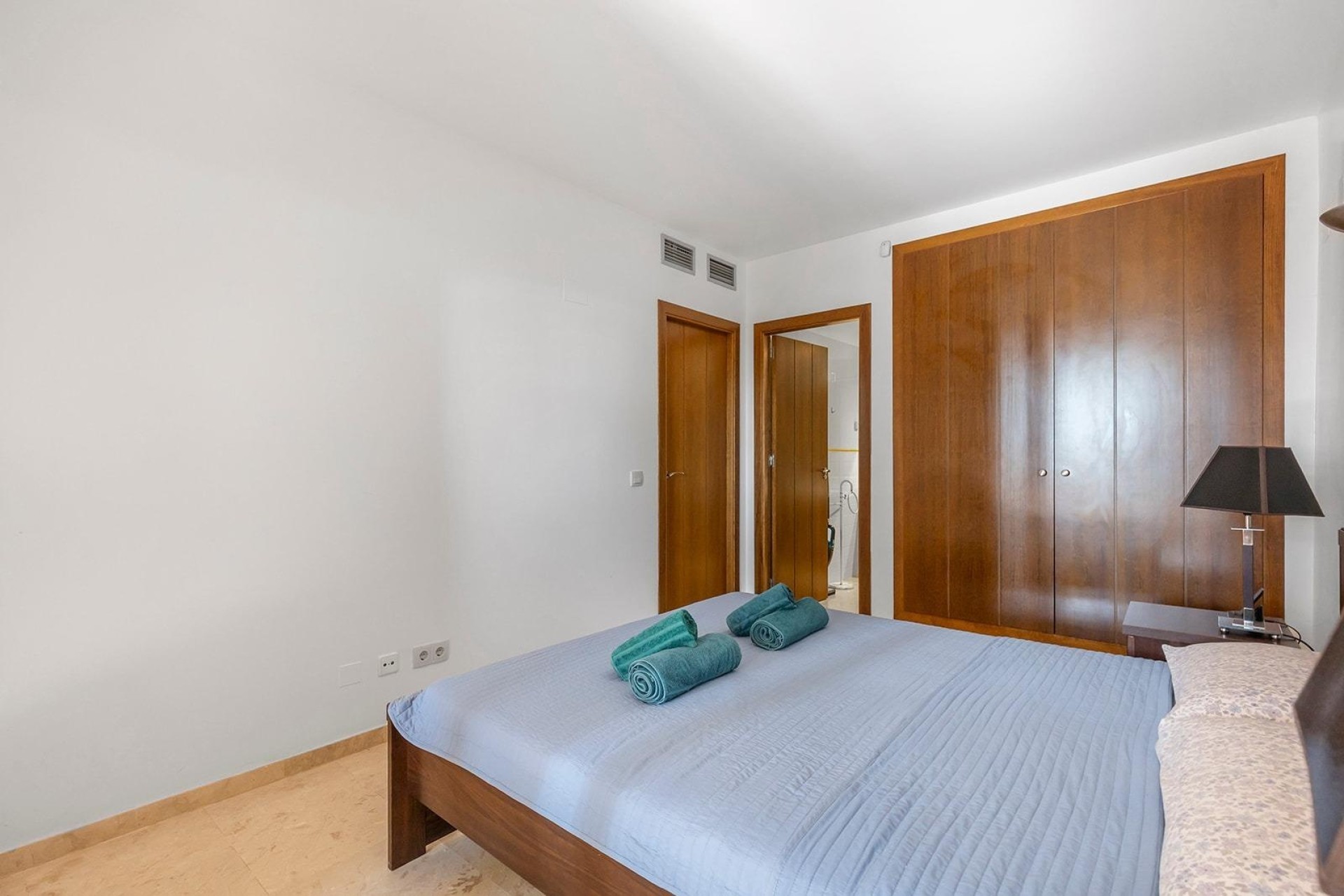 Revente - Appartement -
Torrevieja - Punta Prima