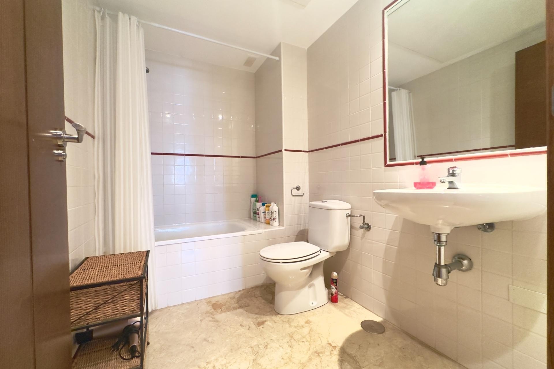 Revente - Appartement -
Torrevieja - Punta Prima