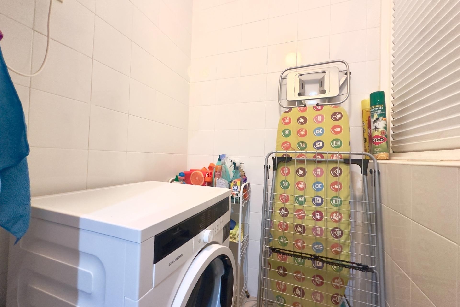 Revente - Appartement -
Torrevieja - Punta Prima