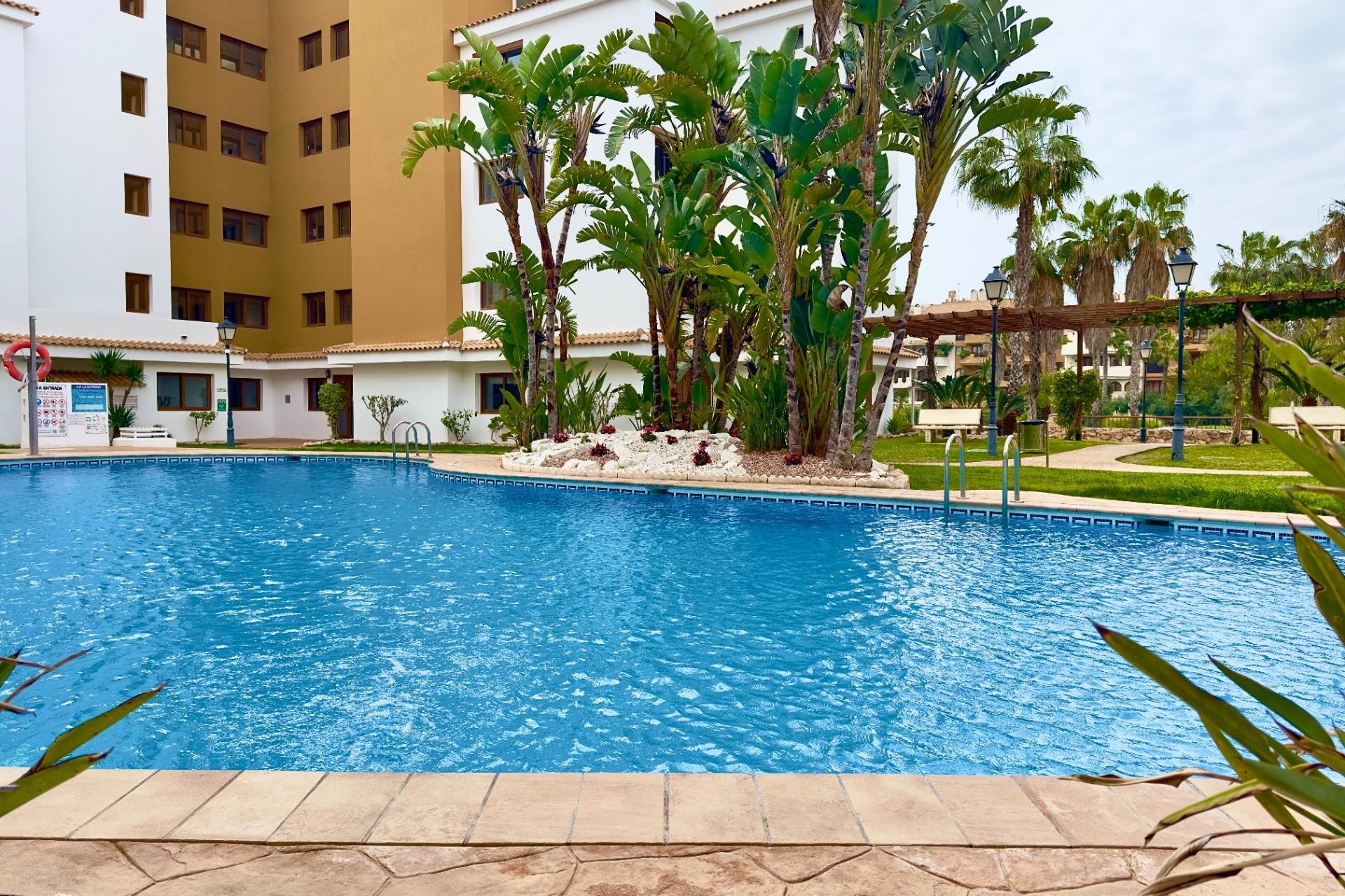 Revente - Appartement -
Torrevieja - Punta Prima