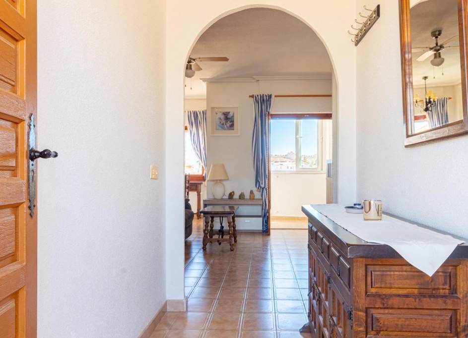 Revente - Appartement -
Torrevieja - Punta prima