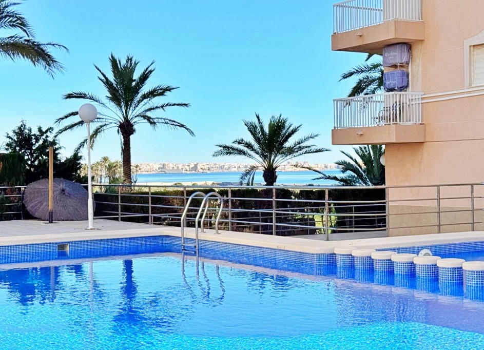 Revente - Appartement -
Torrevieja - Rocio del mar