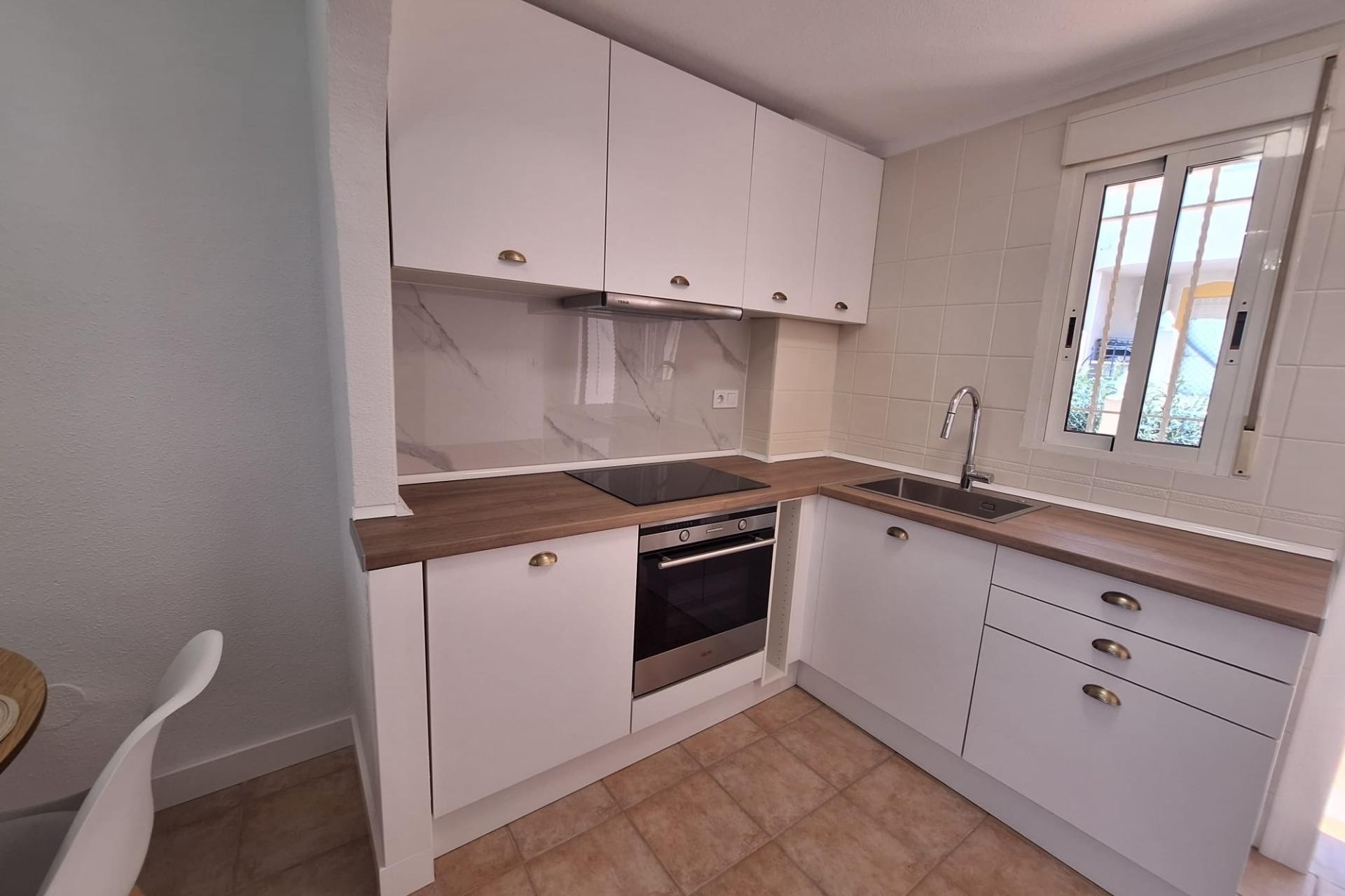 Revente - Appartement -
Torrevieja - Sector 25