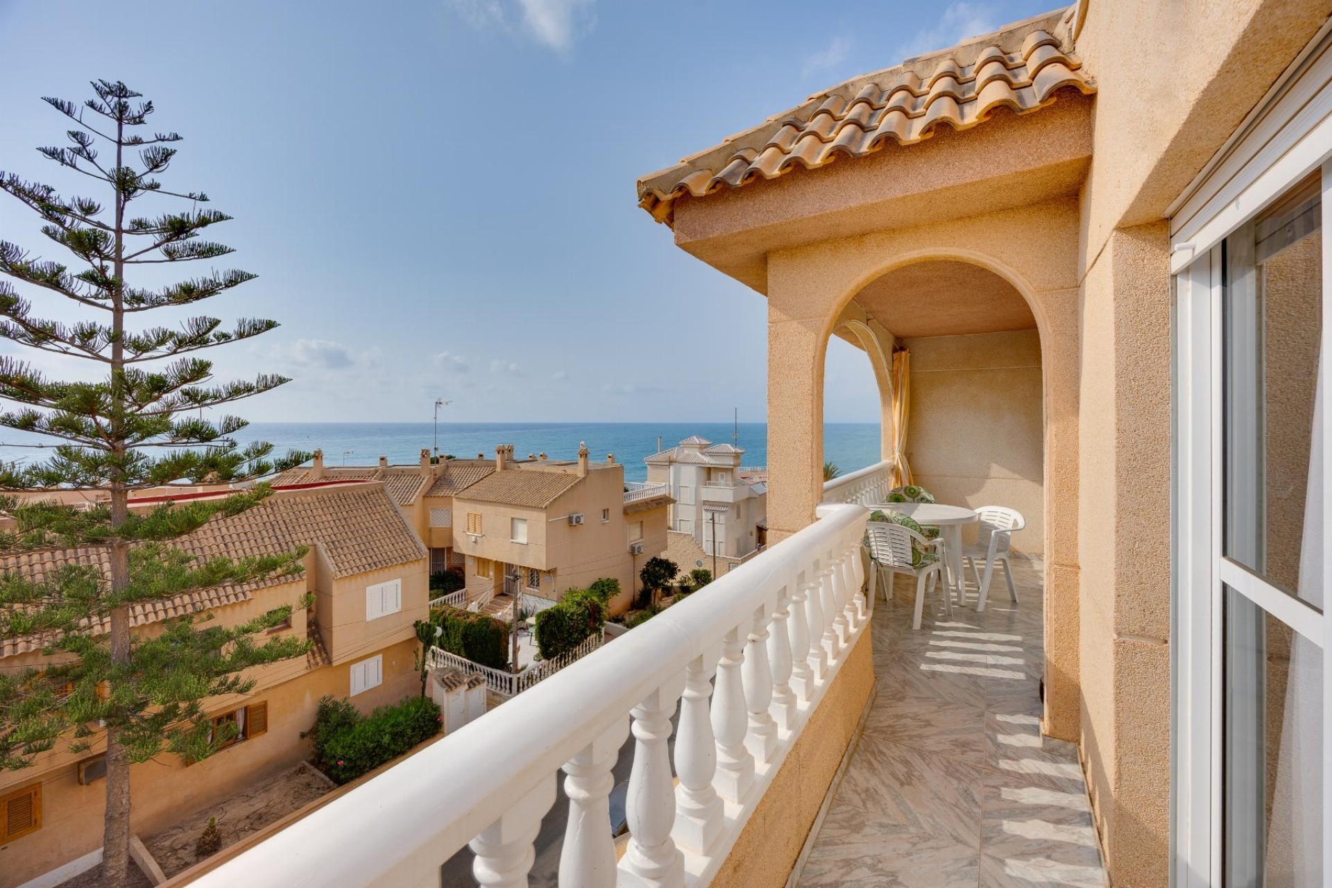 Revente - Appartement -
Torrevieja - Torre del moro