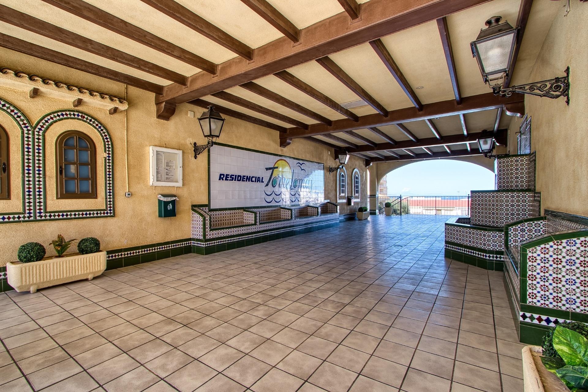 Revente - Appartement -
Torrevieja - Torre del moro