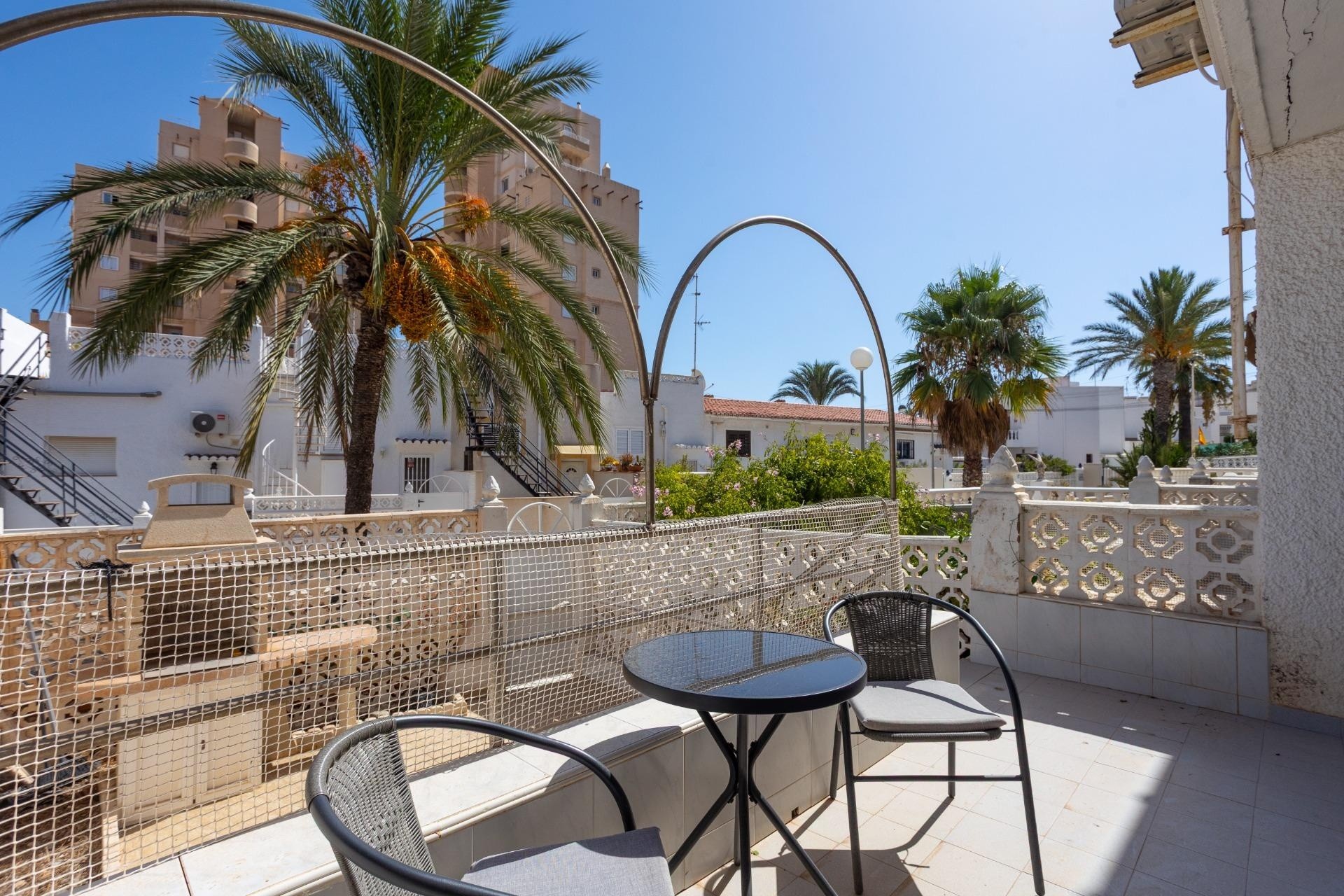 Revente - Appartement -
Torrevieja - Torre del moro