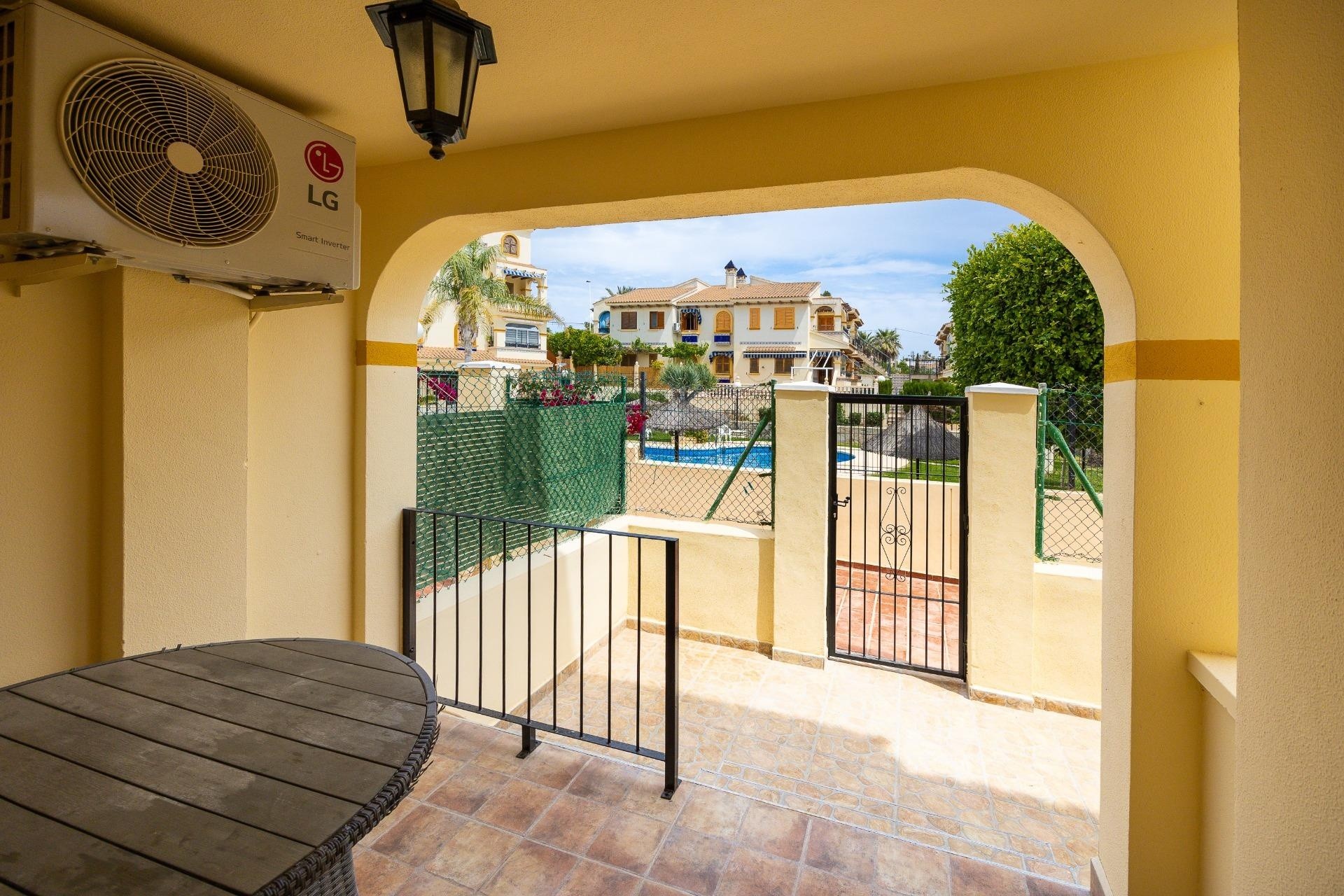 Revente - Appartement -
Torrevieja - Torre la mata