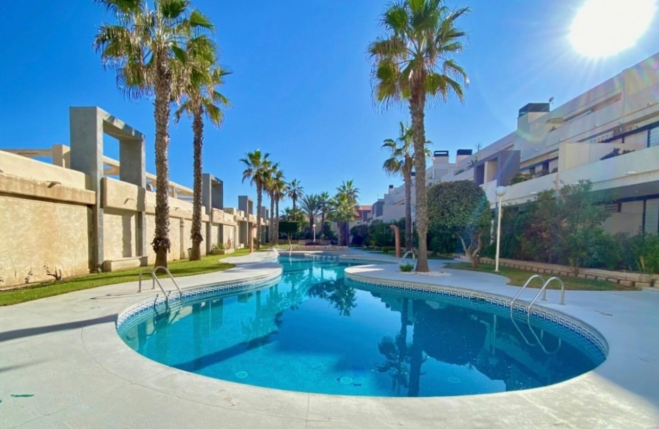 Revente - Appartement -
Torrevieja - Torre la mata