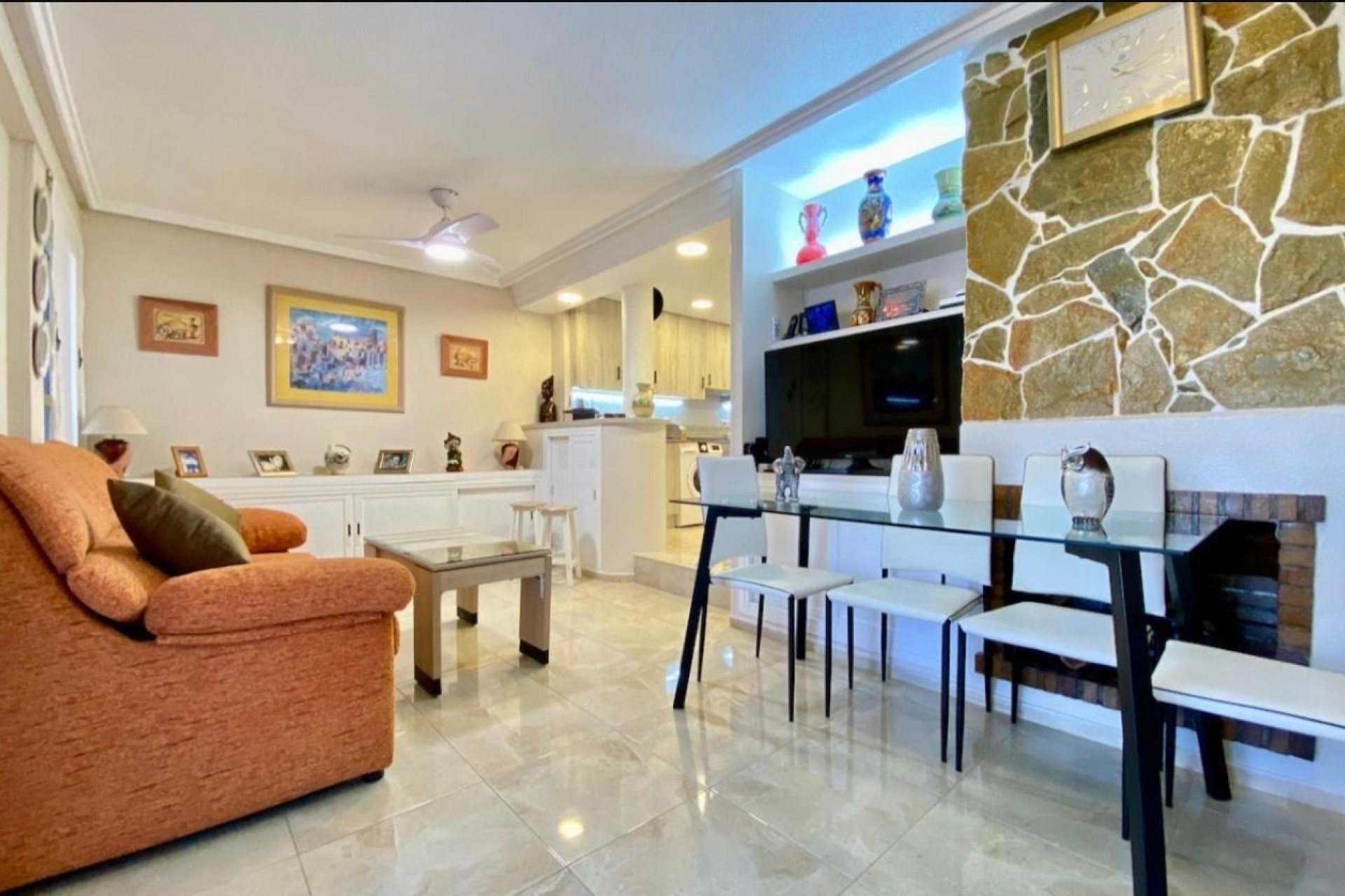 Revente - Appartement -
Torrevieja - Torre la mata
