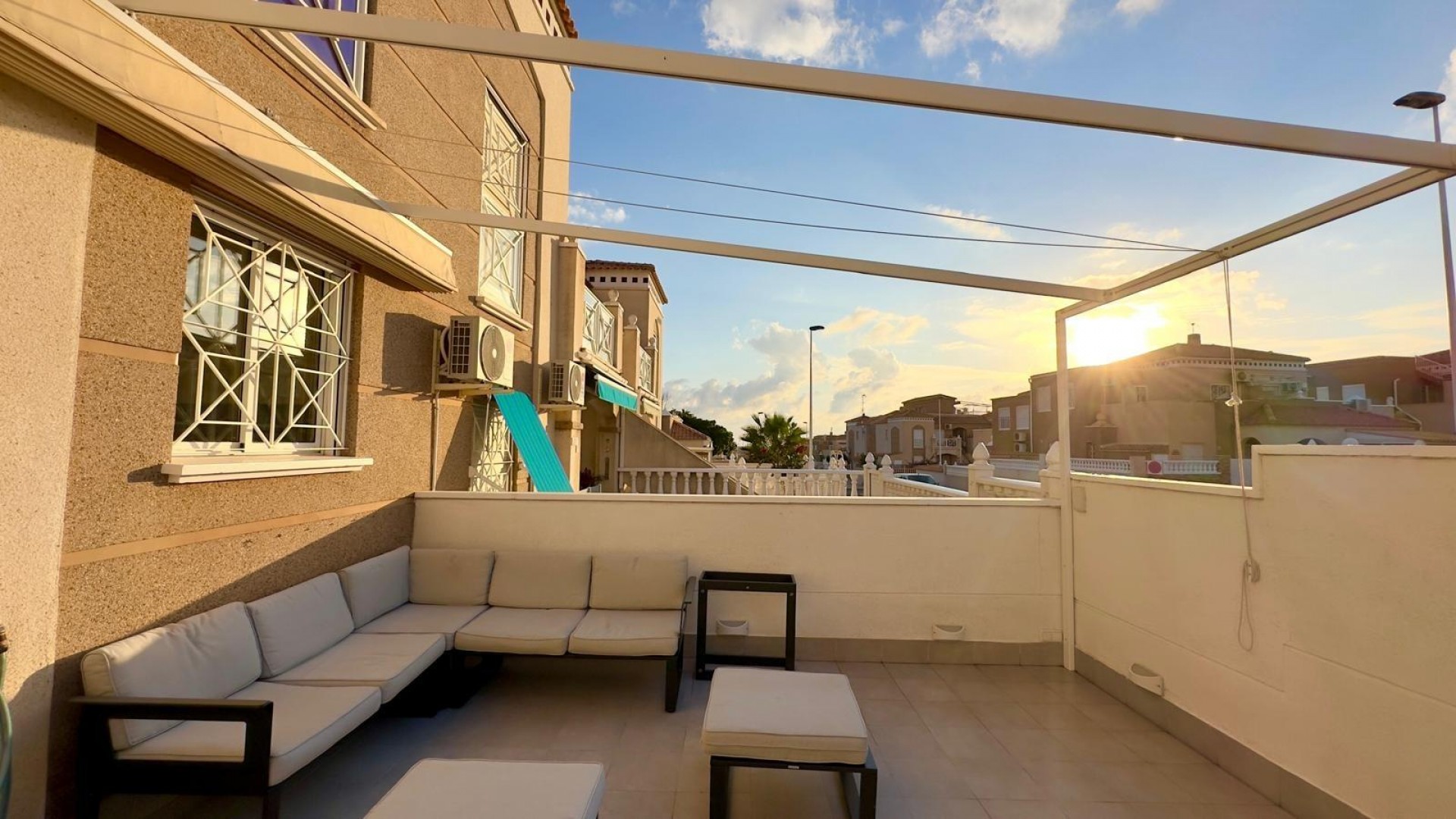 Revente - Appartement -
Torrevieja - Torreblanca