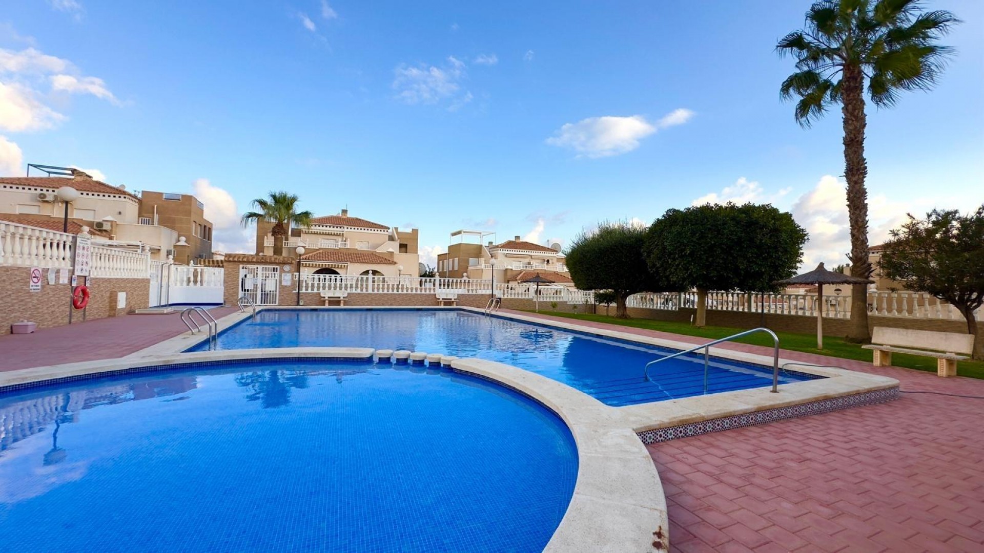 Revente - Appartement -
Torrevieja - Torreblanca