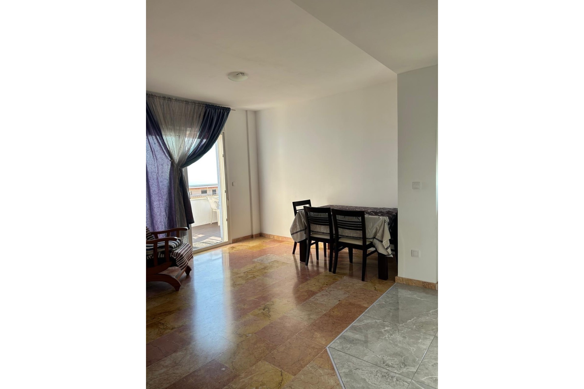 Revente - Appartement -
Torrevieja - Torreblanca