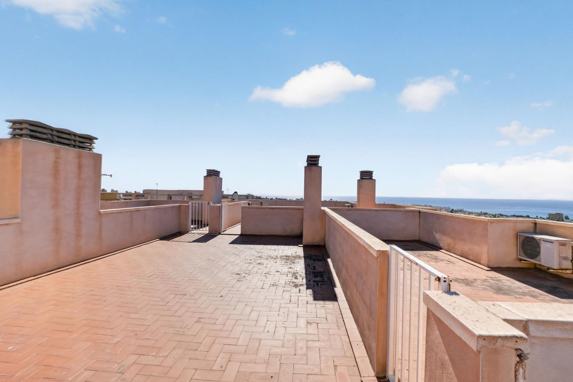 Revente - Appartement -
Torrevieja - Torreblanca