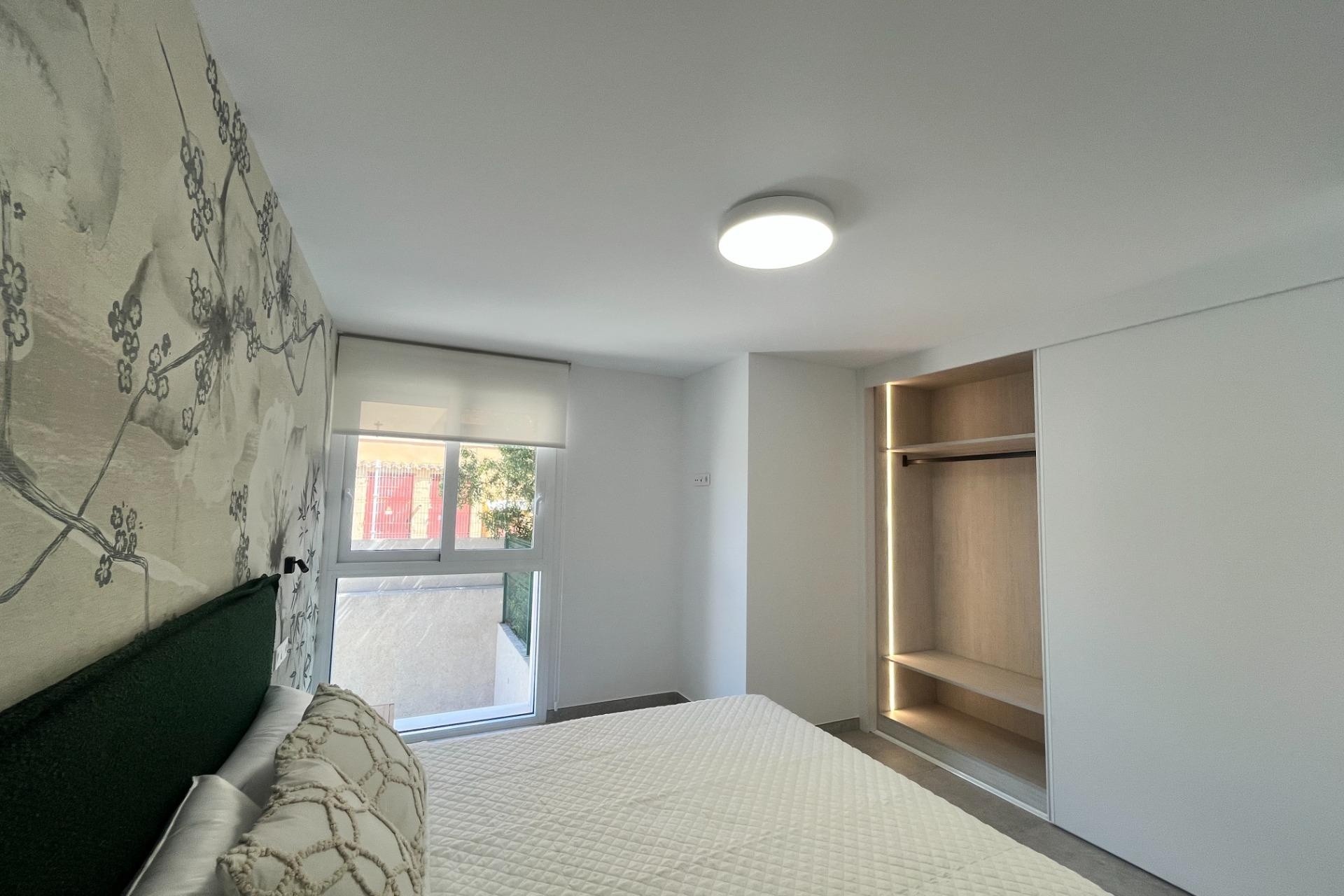 Revente - Appartement -
Torrevieja - Torreblanca