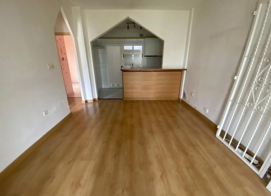 Revente - Appartement -
Torrevieja - Torretas