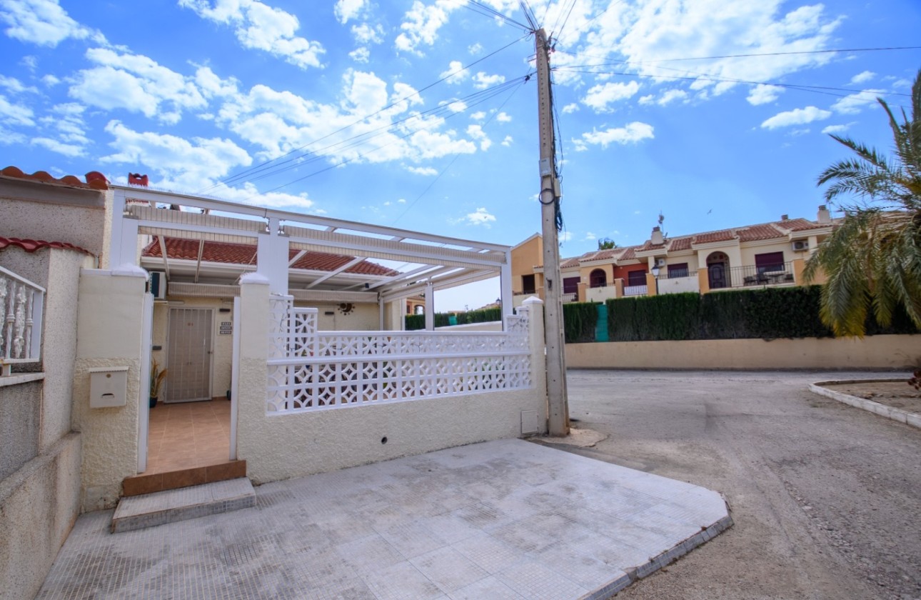 Revente - Appartement -
Torrevieja - Torretas