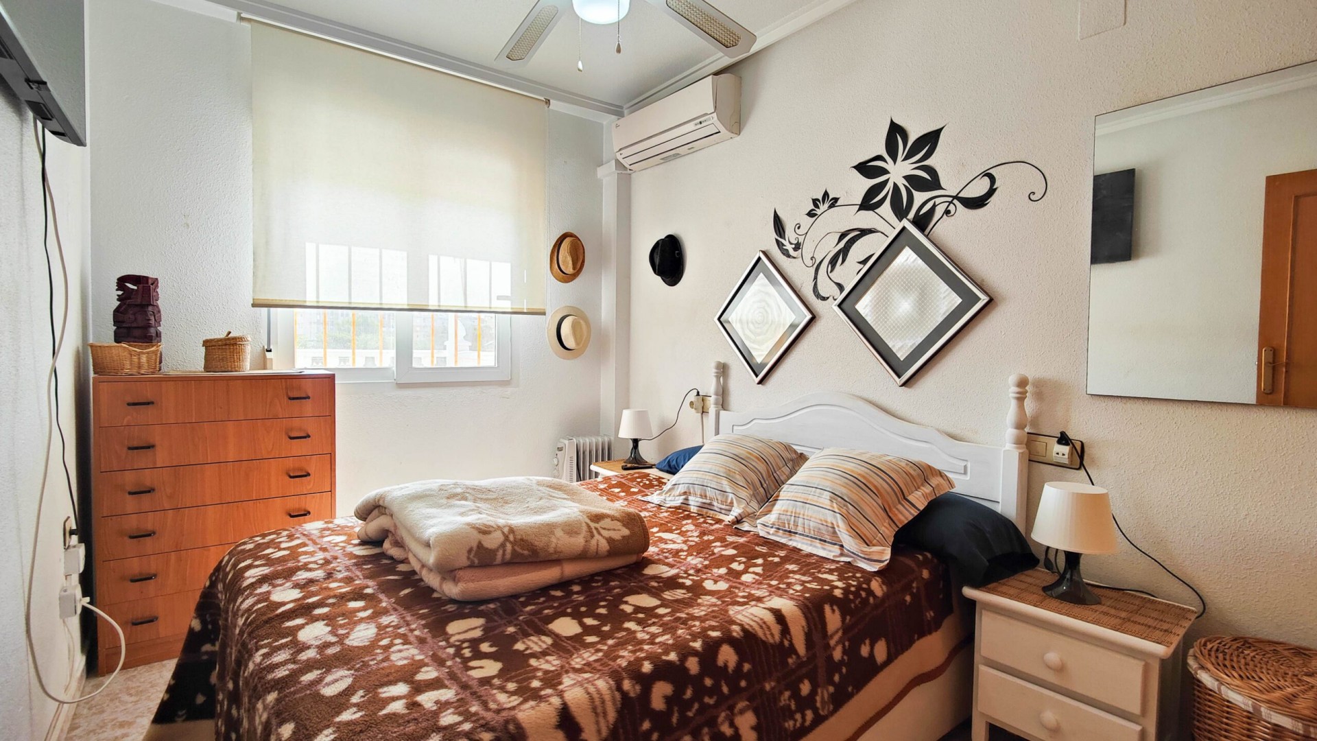 Revente - Appartement -
Torrevieja - torrevieja