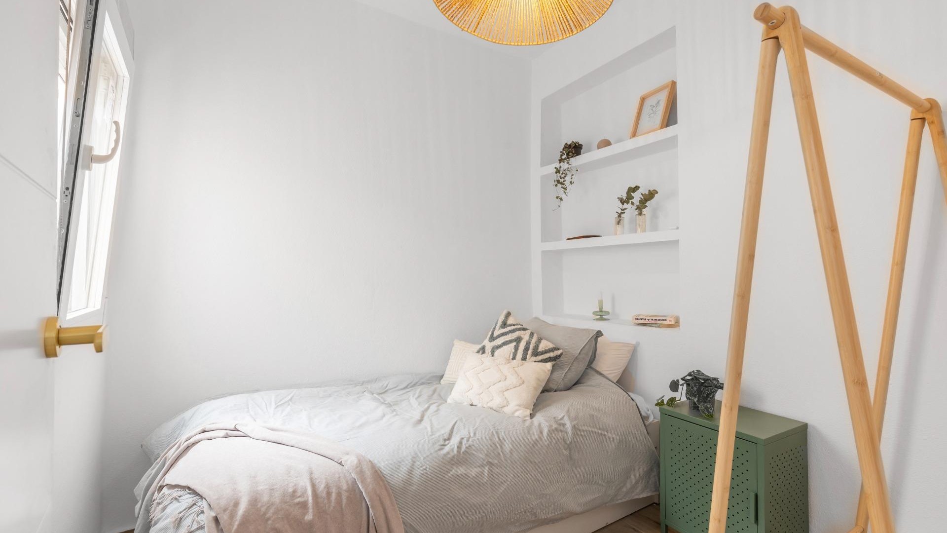 Revente - Appartement -
Torrevieja - torrevieja