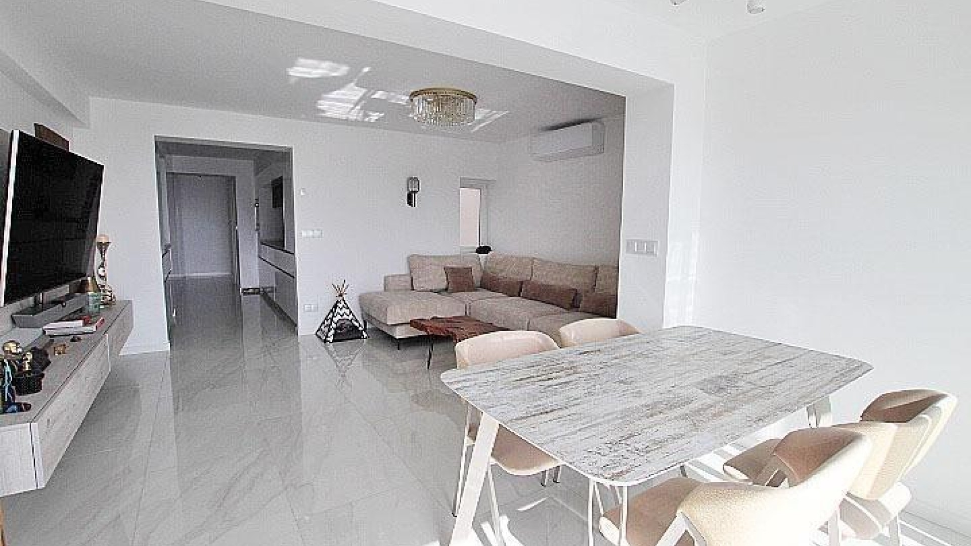 Revente - Appartement -
Torrevieja - torrevieja
