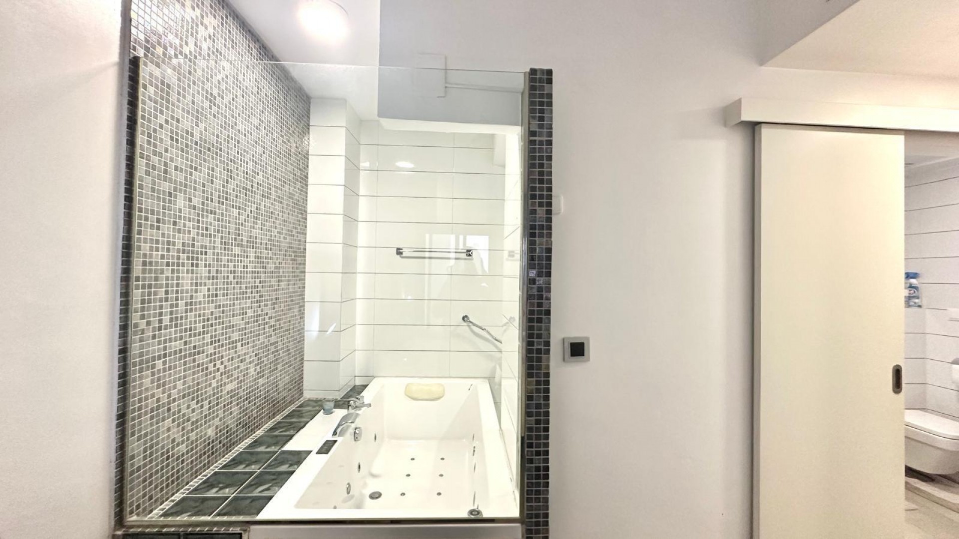 Revente - Appartement -
Torrevieja - torrevieja