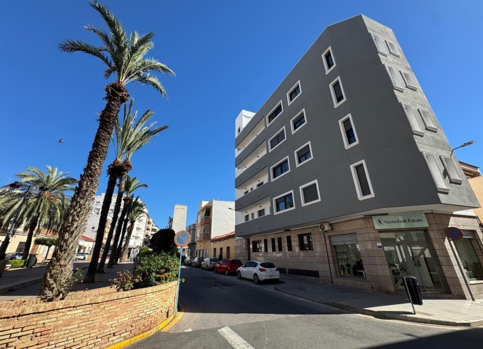Revente - Appartement -
Torrevieja - torrevieja