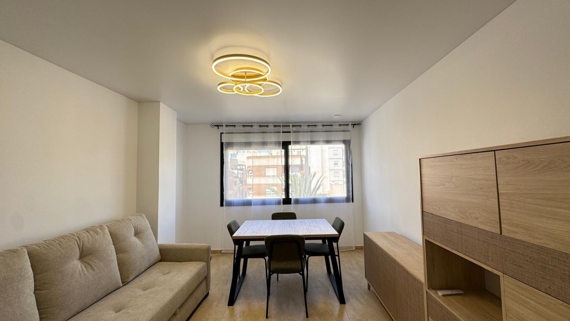 Revente - Appartement -
Torrevieja - torrevieja