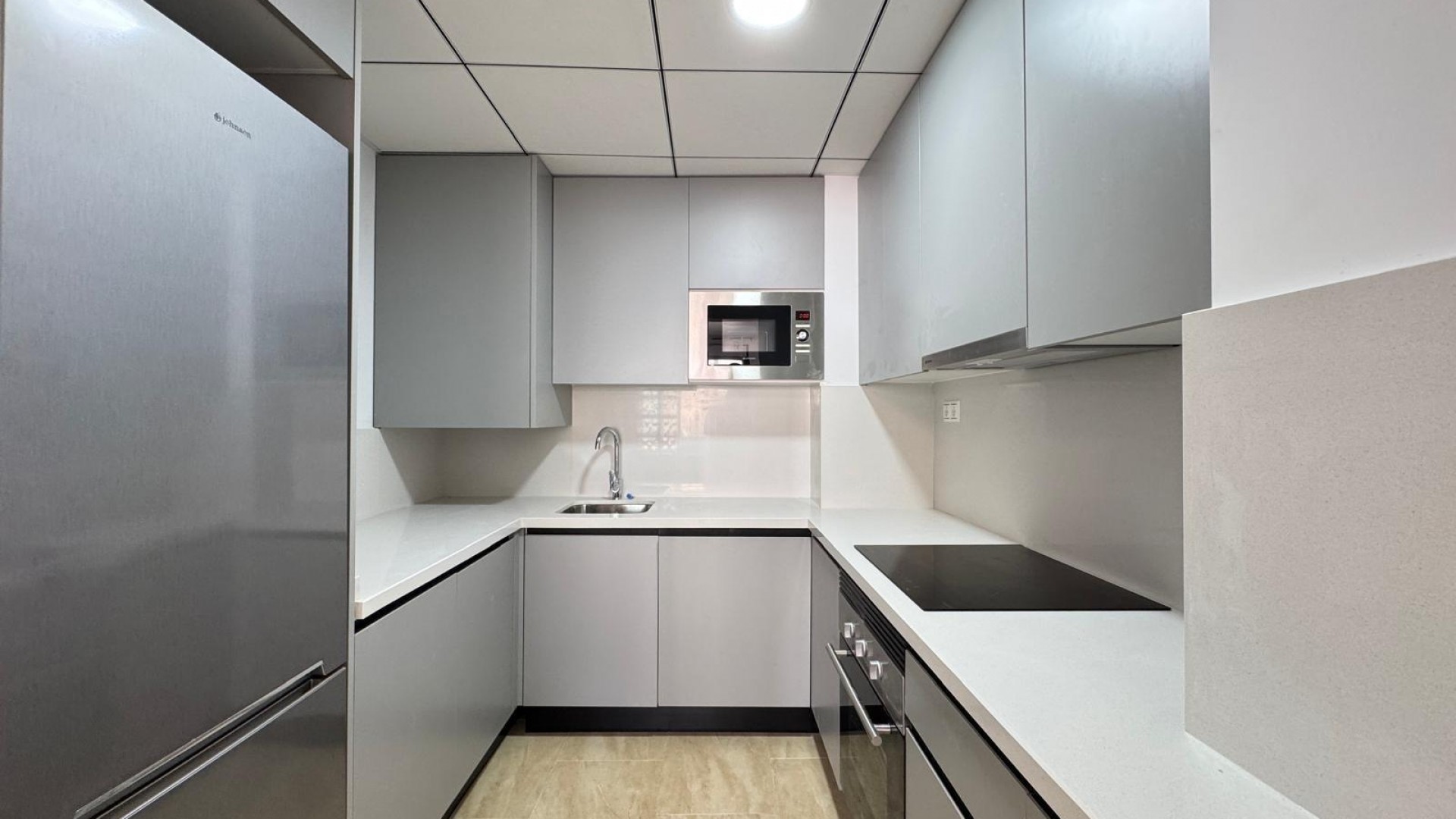 Revente - Appartement -
Torrevieja - torrevieja