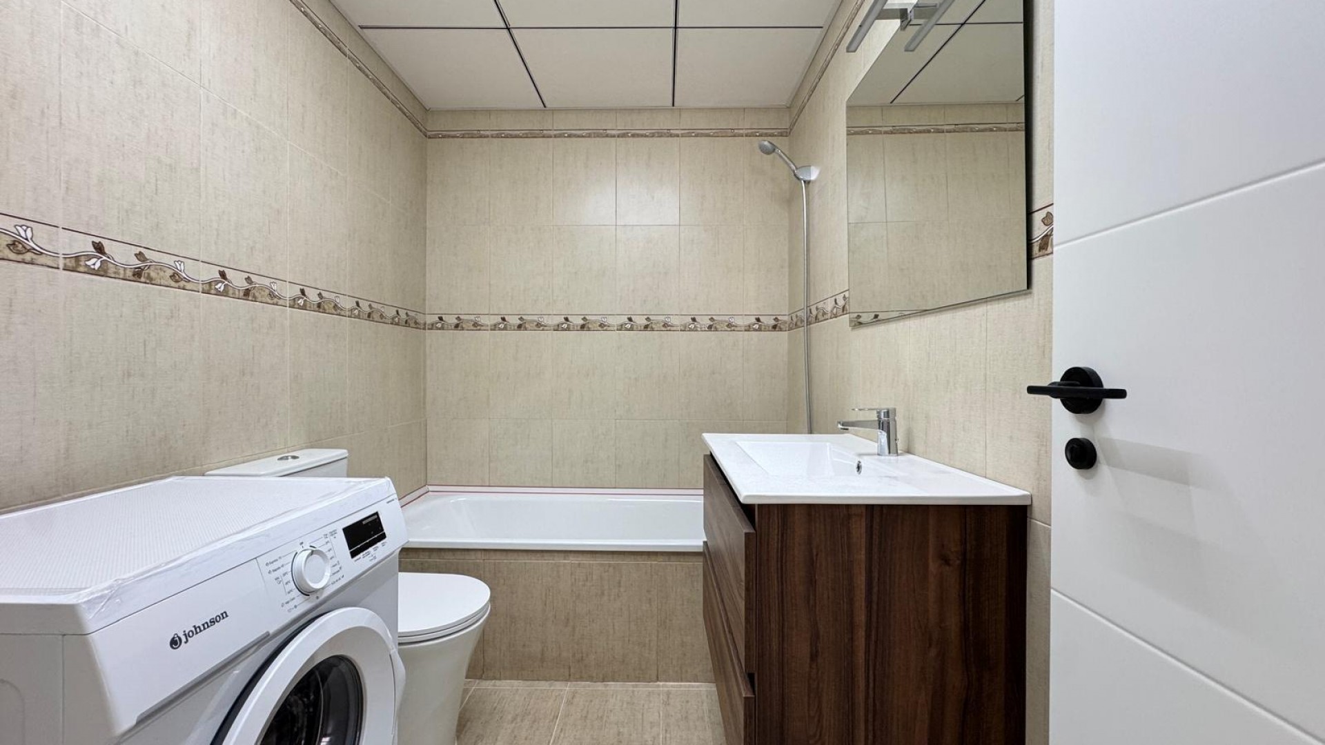 Revente - Appartement -
Torrevieja - torrevieja