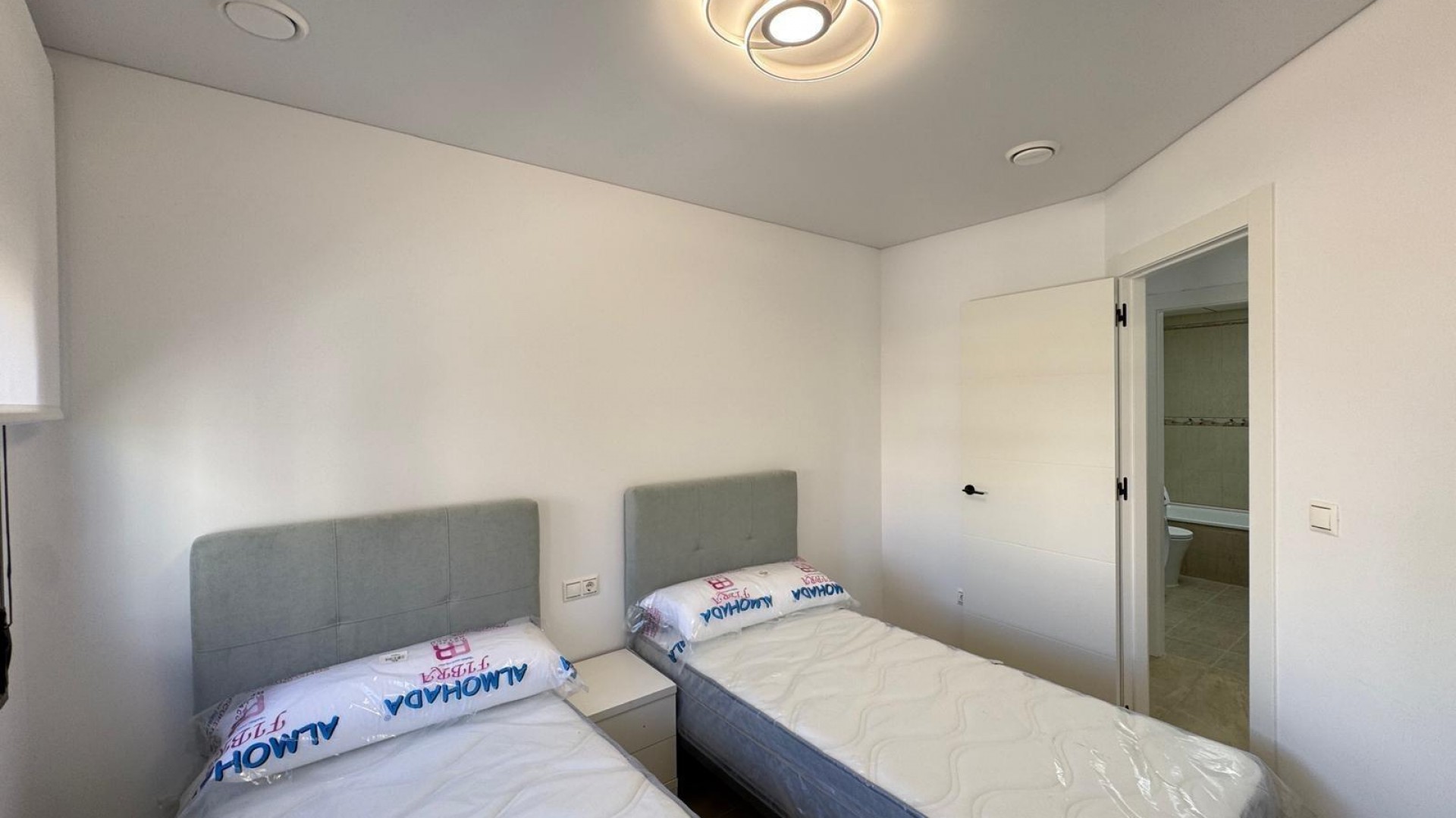 Revente - Appartement -
Torrevieja - torrevieja