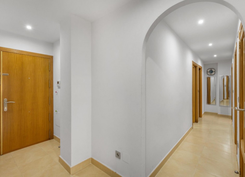 Revente - Appartement -
Torrevieja - torrevieja