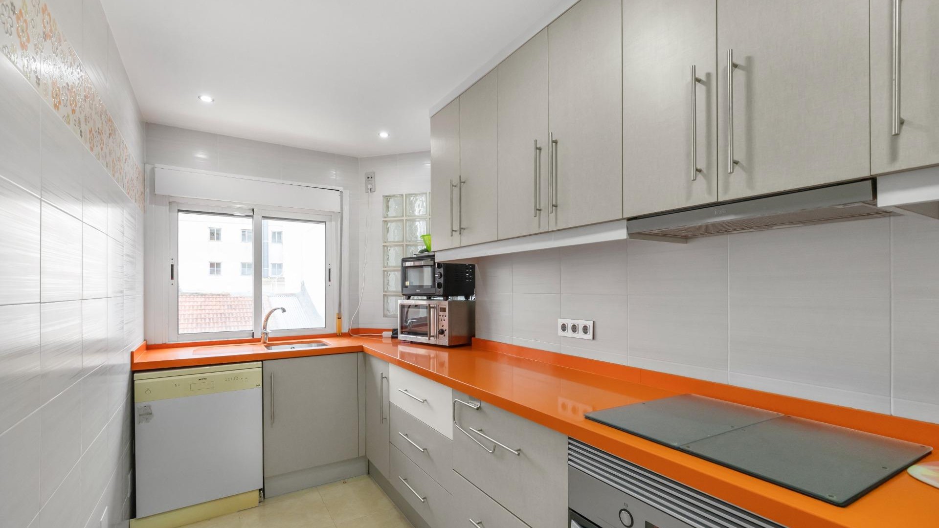 Revente - Appartement -
Torrevieja - torrevieja