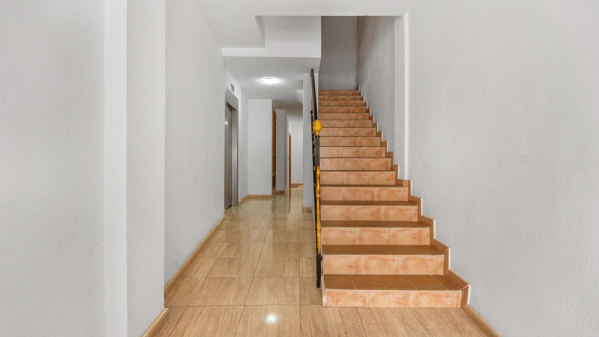 Revente - Appartement -
Torrevieja - torrevieja