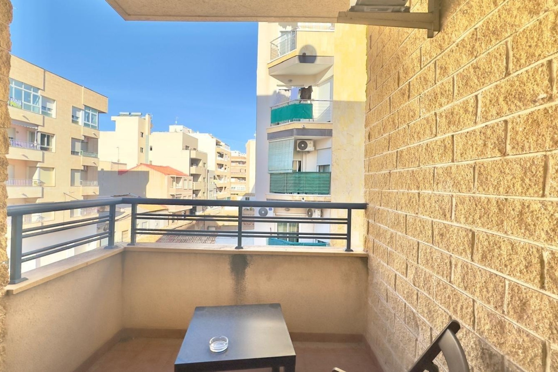 Revente - Appartement -
Torrevieja - torrevieja