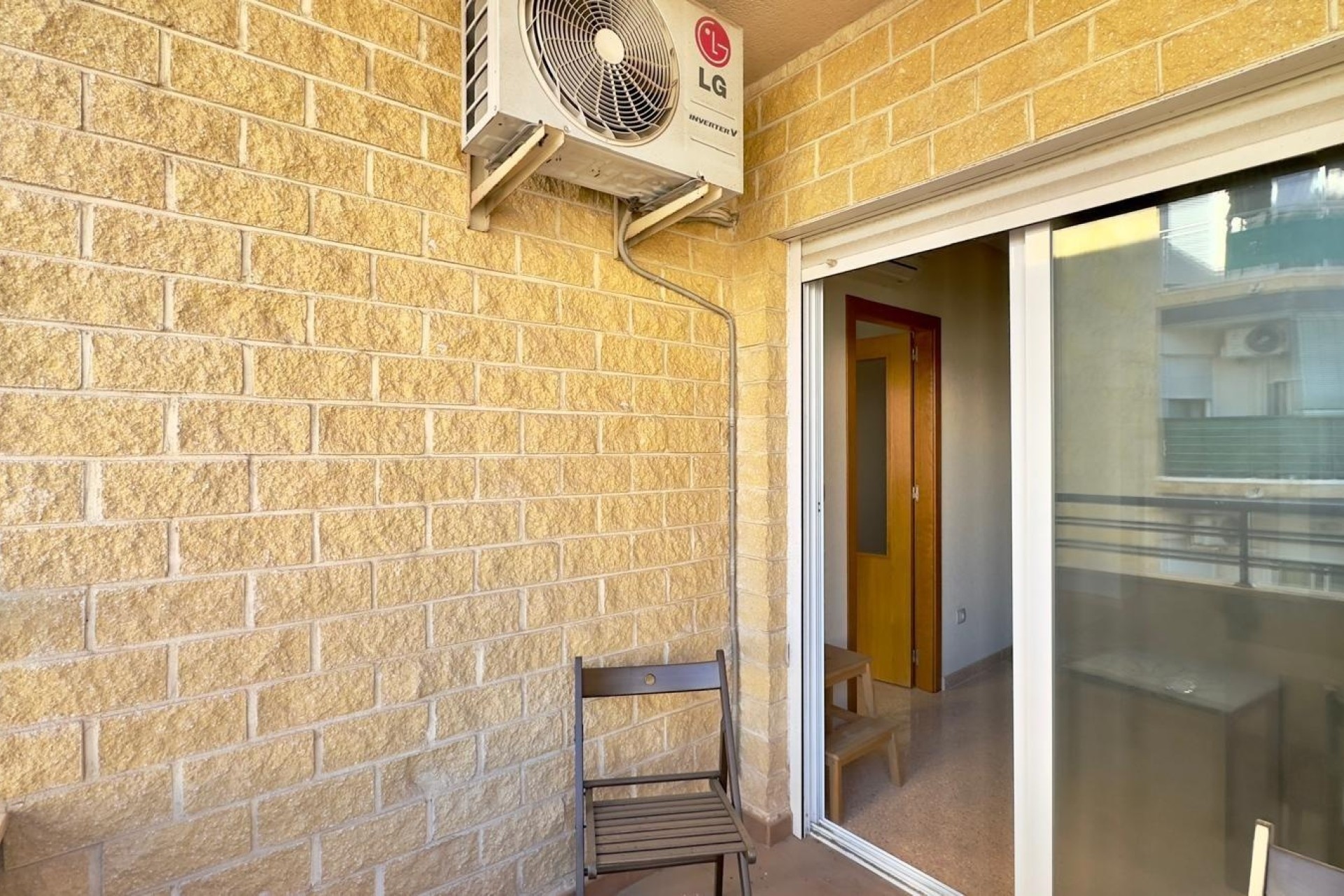 Revente - Appartement -
Torrevieja - torrevieja