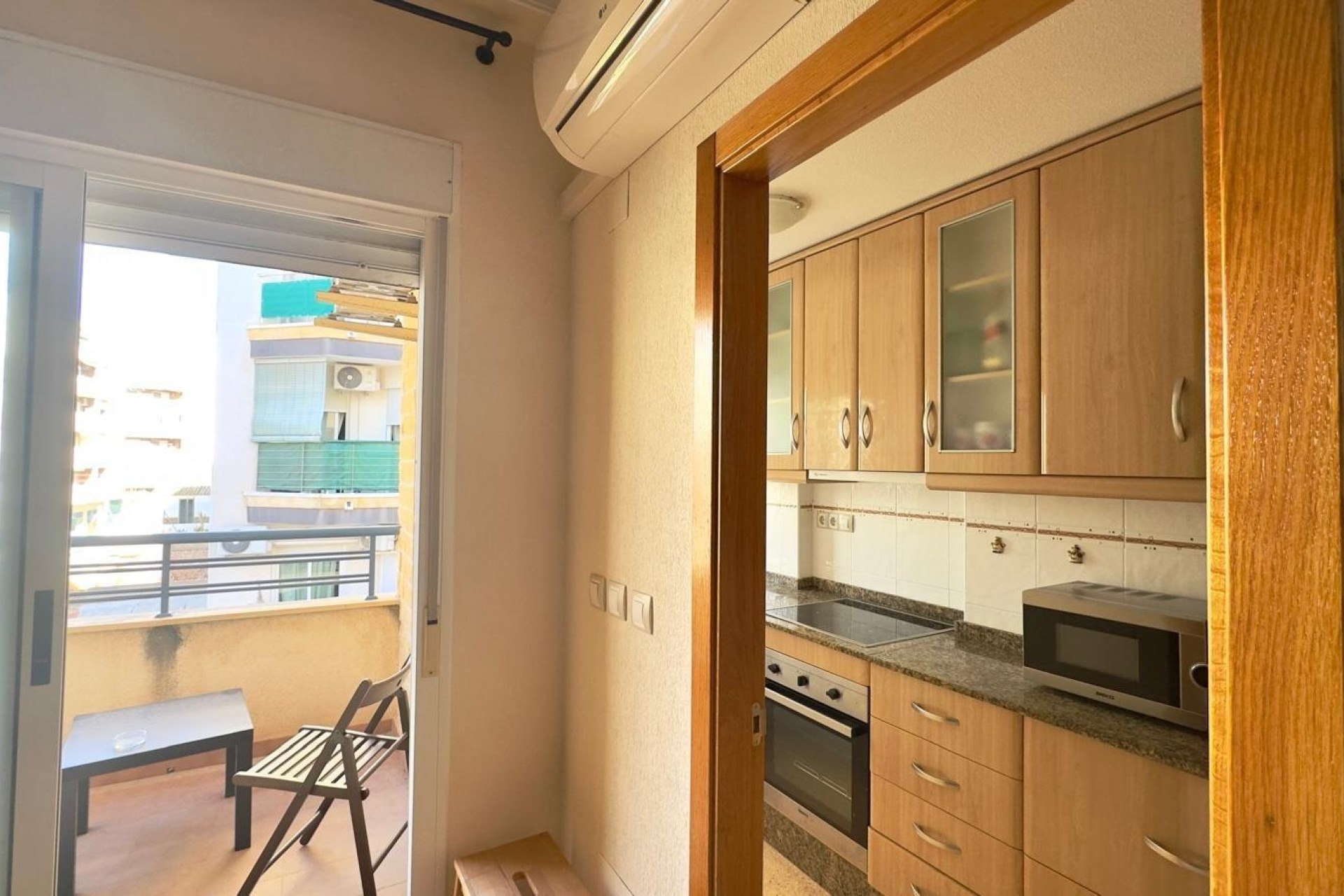 Revente - Appartement -
Torrevieja - torrevieja