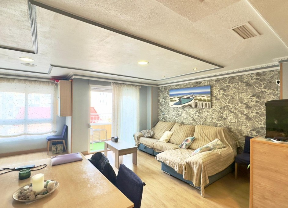 Revente - Appartement -
Torrevieja - torrevieja