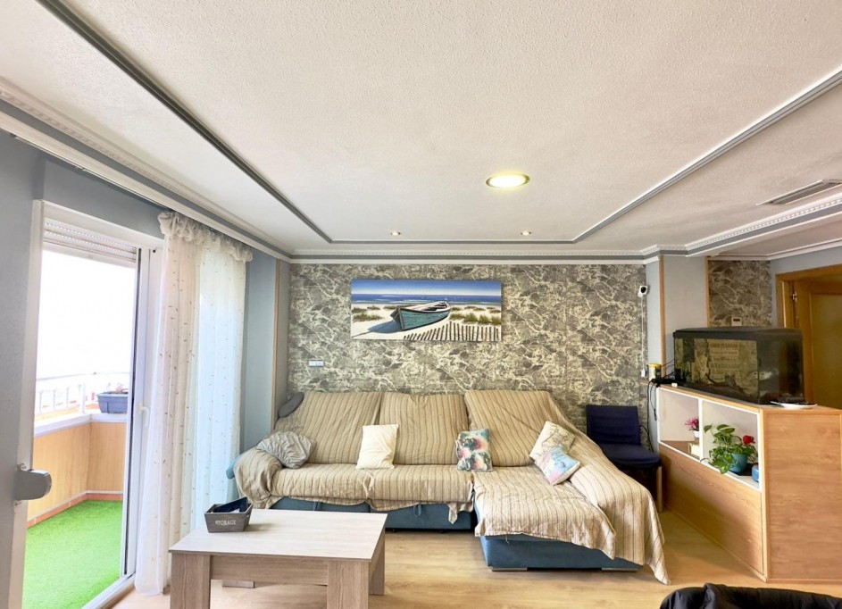 Revente - Appartement -
Torrevieja - torrevieja