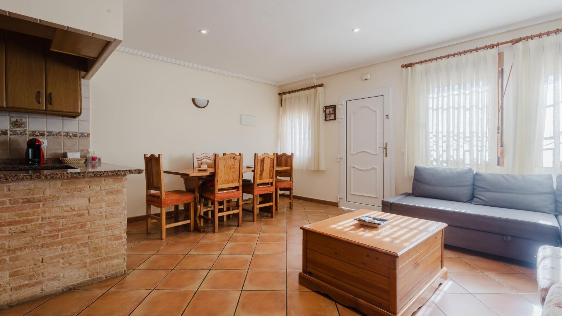 Revente - Appartement -
Torrevieja - torrevieja