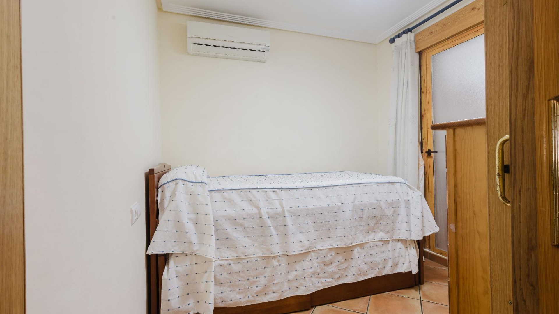 Revente - Appartement -
Torrevieja - torrevieja