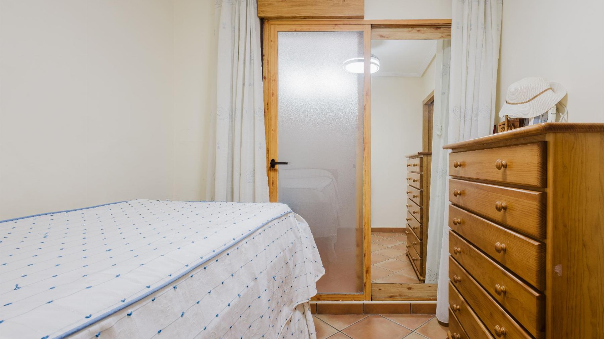 Revente - Appartement -
Torrevieja - torrevieja