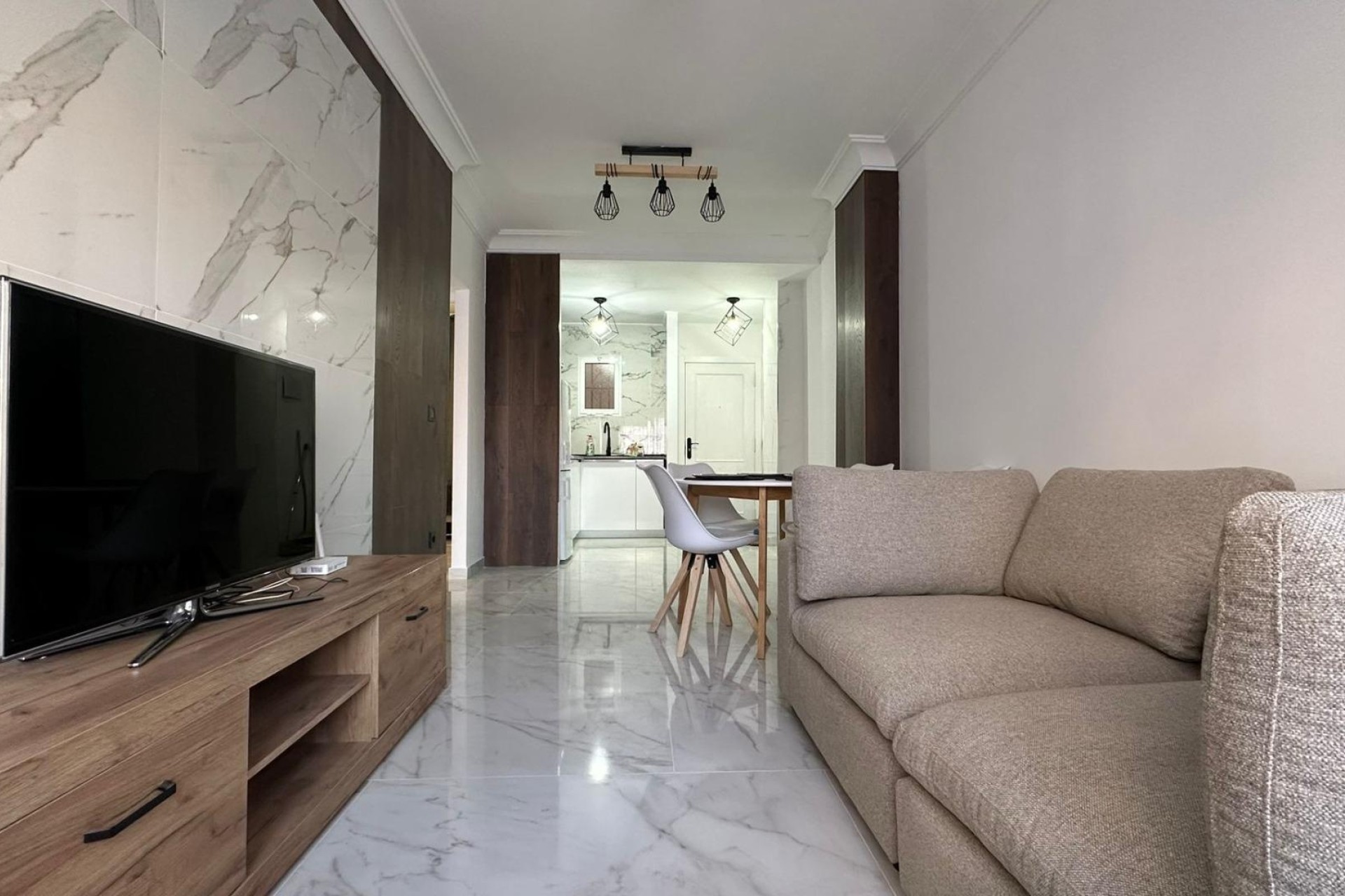 Revente - Appartement -
Torrevieja - torrevieja