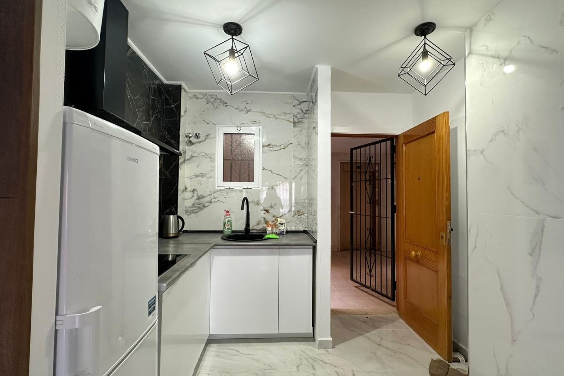 Revente - Appartement -
Torrevieja - torrevieja