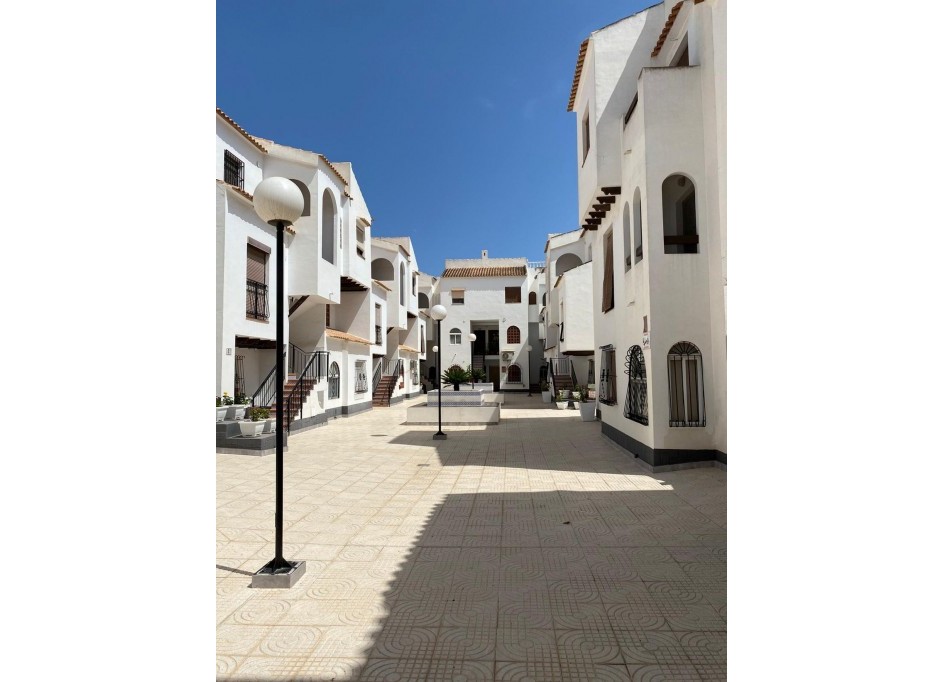 Revente - Appartement -
Torrevieja