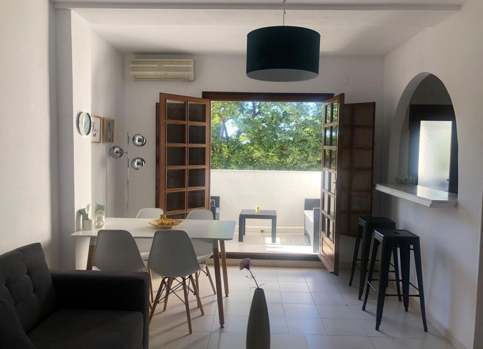 Revente - Appartement -
Torrevieja