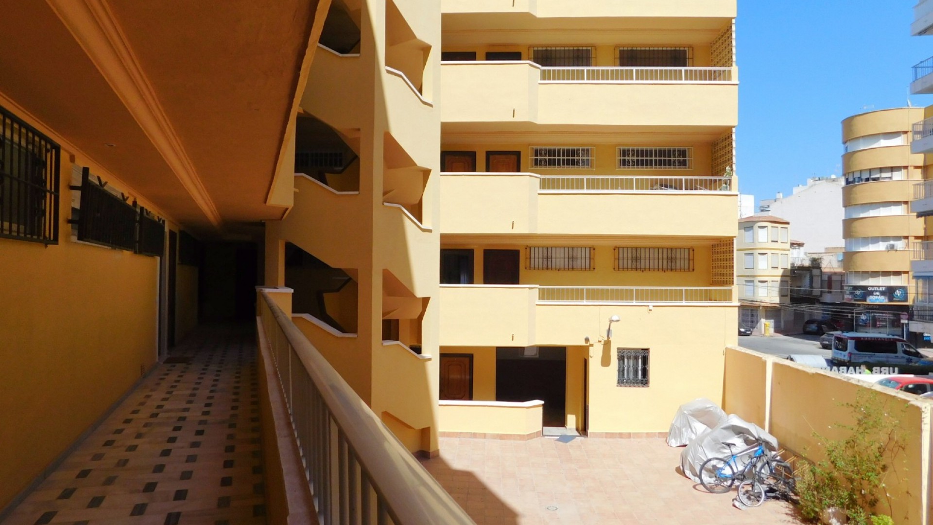 Revente - Appartement -
Torrevieja