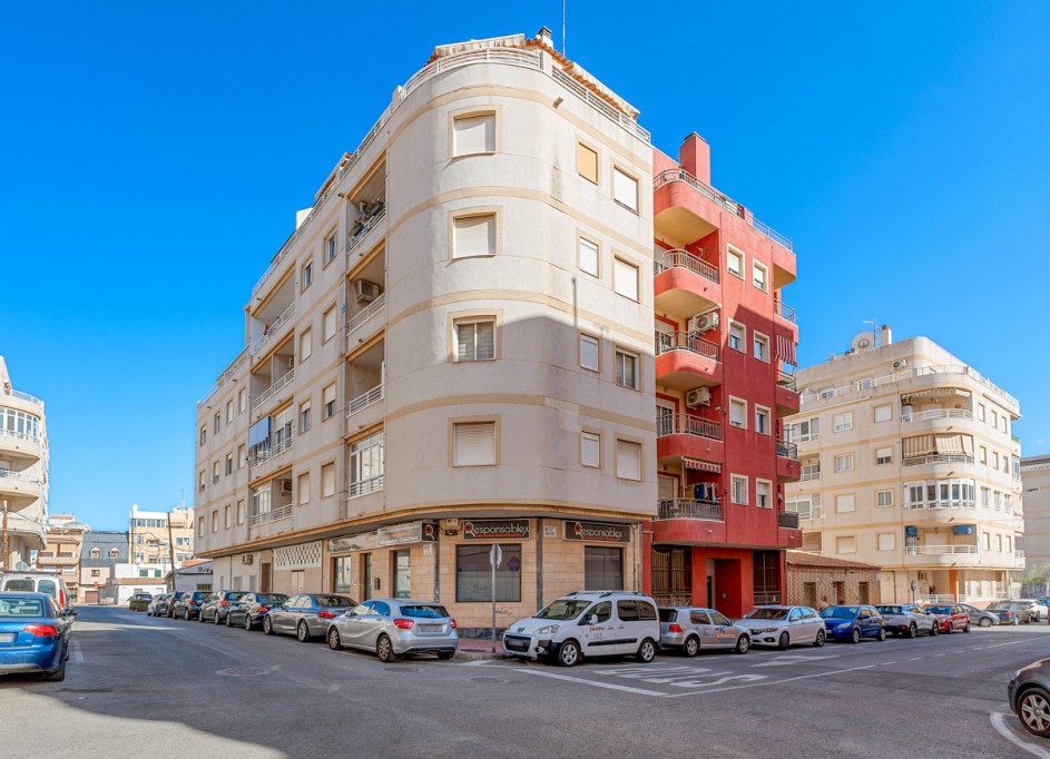 Revente - Appartement -
Torrevieja