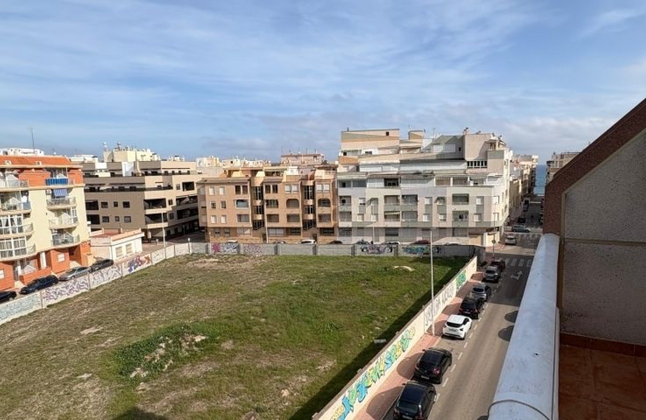 Revente - Appartement -
Torrevieja