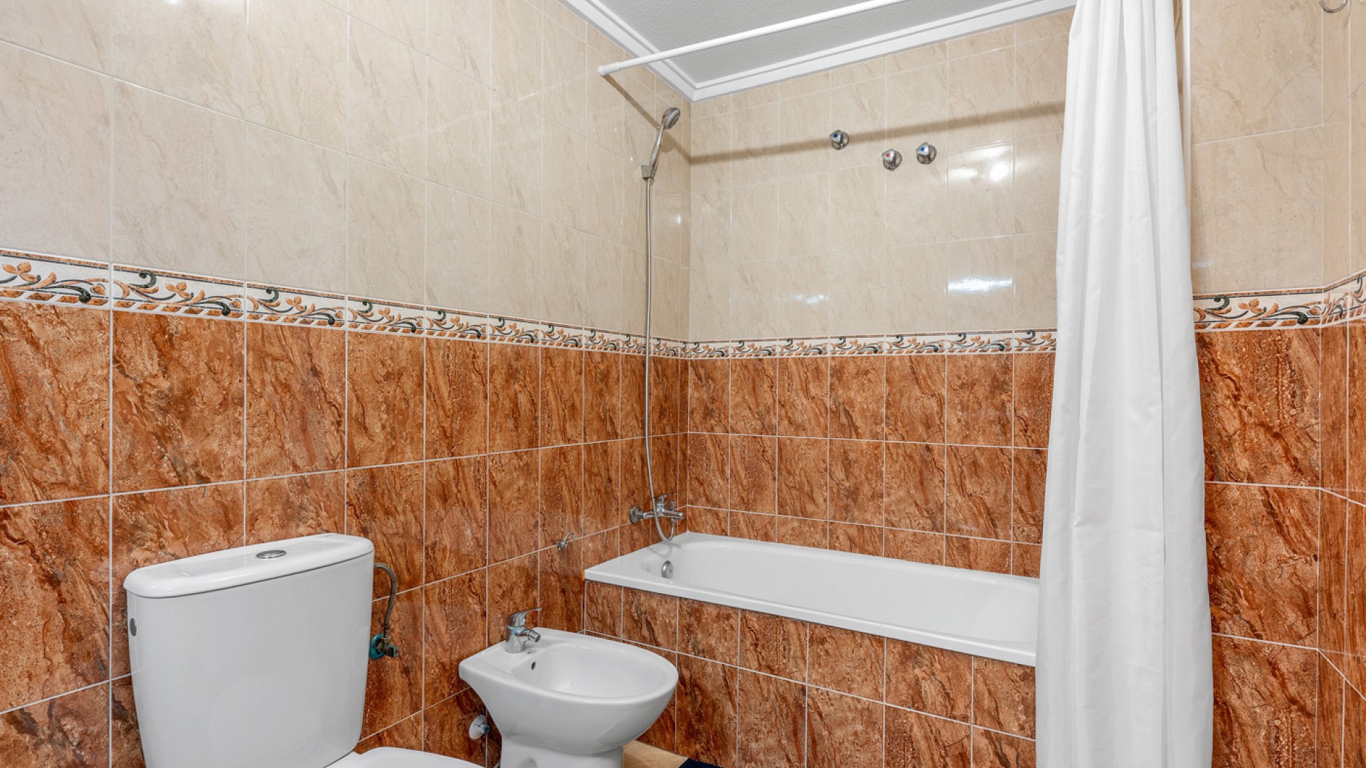 Revente - Appartement -
Torrevieja