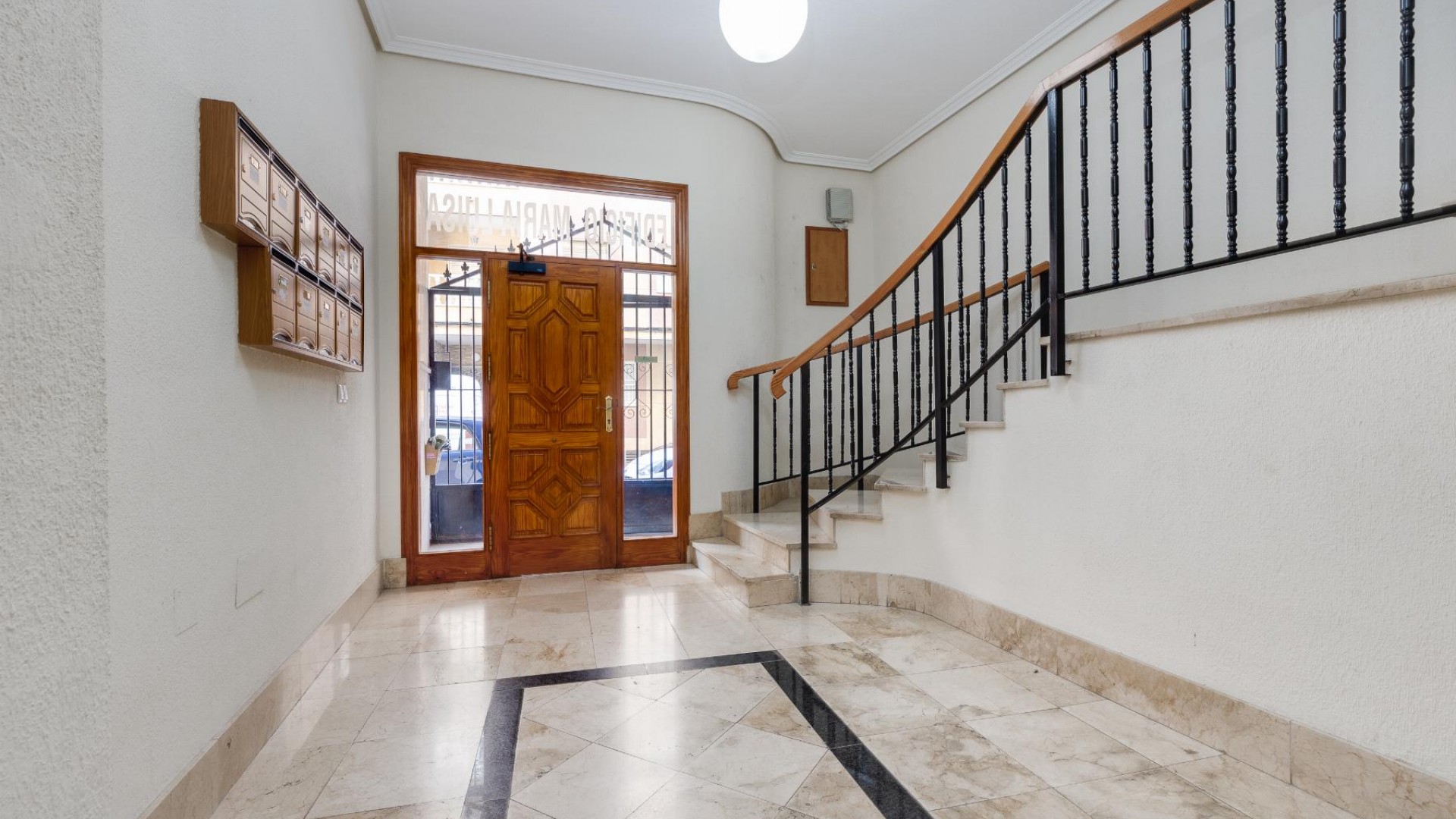 Revente - Appartement -
Torrevieja